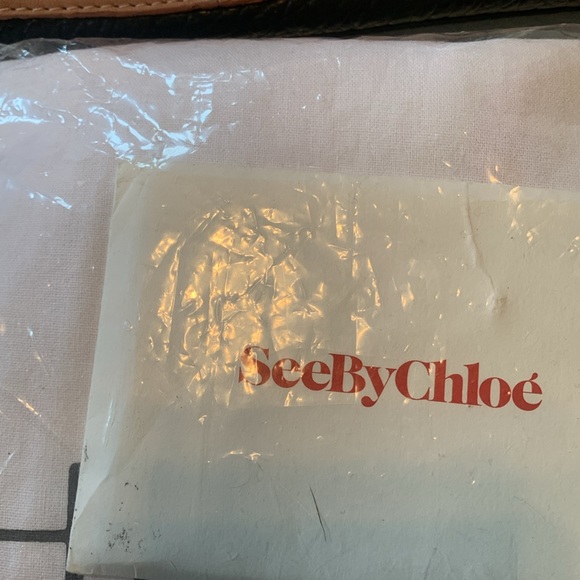 See by  Chloé leather handbag - Picture 5 of 12